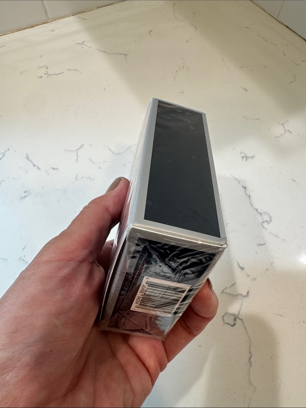 Marine Perfume for Men — Black - Picture 4 of 8